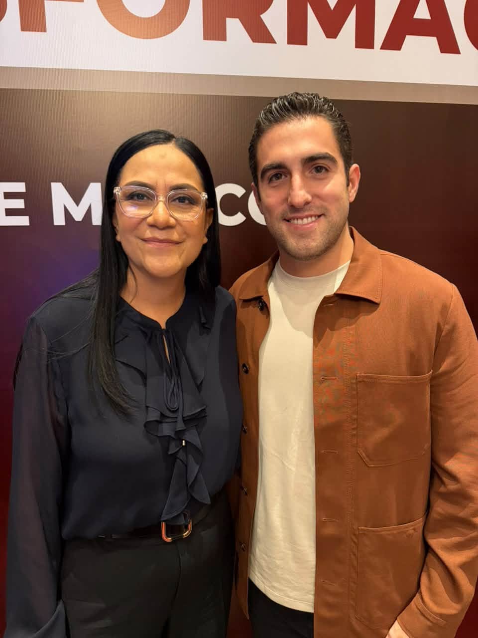 Gino Segura participa en reunión de 17 coordinadores estatales con la dirigencia de Morena