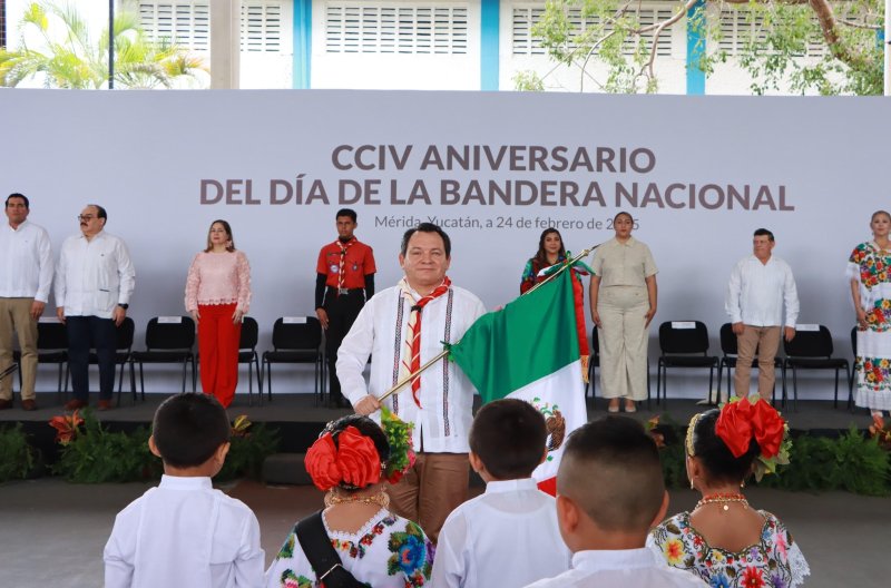 Bandera Nacional, guía en el camino hacia la transformación y bienestar