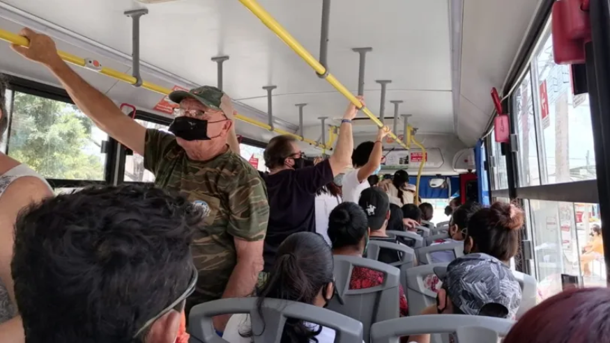 IMOVEQROO detuvo 42 unidades de transporte público por sobrecupo en un mes