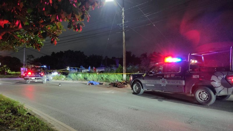 Un motociclista perdió la vida la madrugada de este martes en la supermanzana 247.