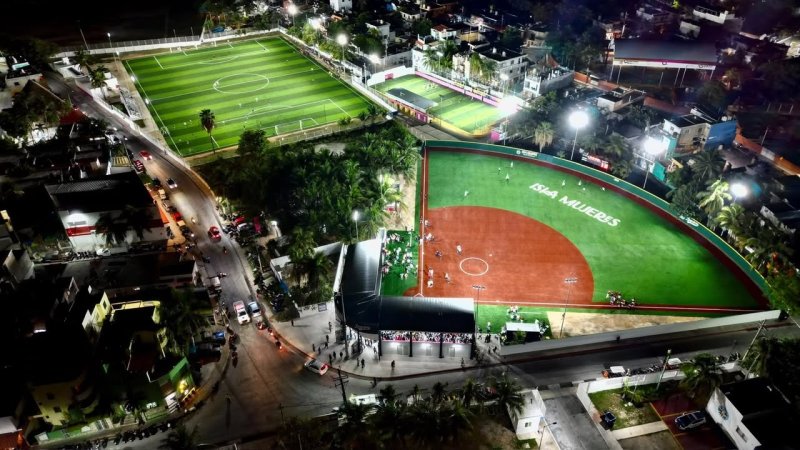 Atenea Gómez Ricalde cuadruplicó la obra pública con más de 170 proyectos en Isla Mujeres