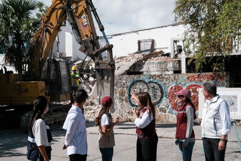Inician demolición del antiguo Hospital General de Cancún para construir nuevo Hospital Materno Infantil