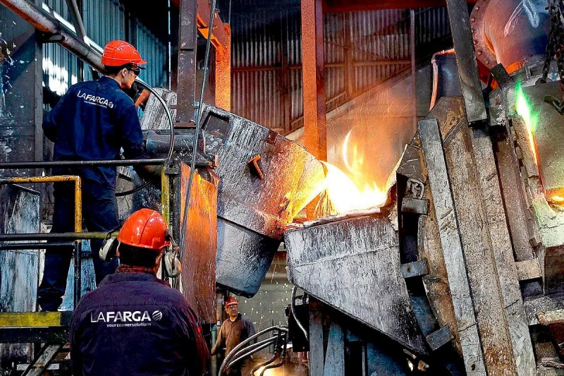La gran industria española irrumpe en el pulso de los centros de datos. Del metal al automóvil