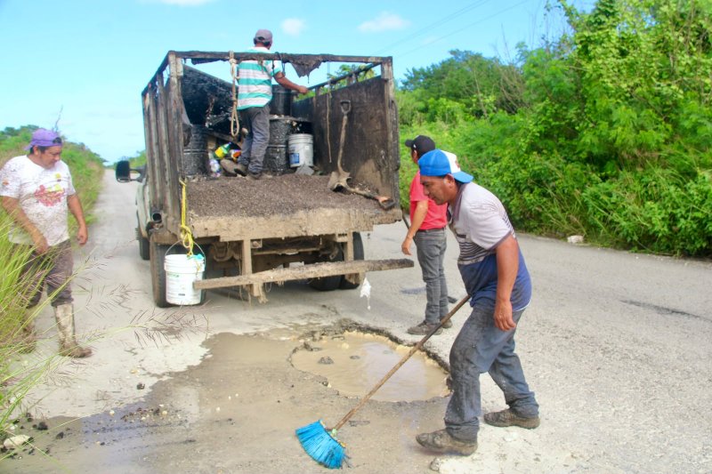Atienden carretera para garantizar seguridad a los conductores locales y foráneos.