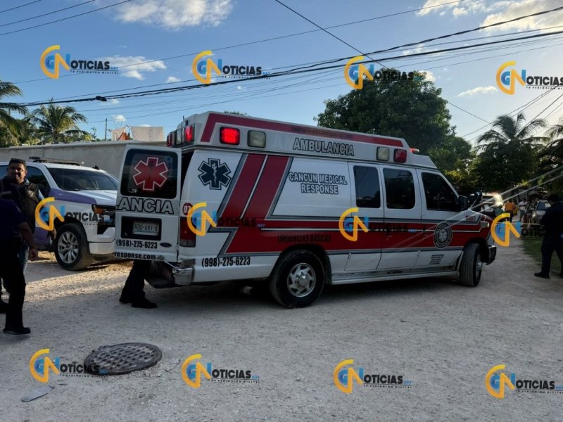 Cancún.- Dos menores fueron trasladado de emergencia, luego de qué se registrara una explosión en el interior de su domicilio, ubicado en el fraccionamiento las Lajas