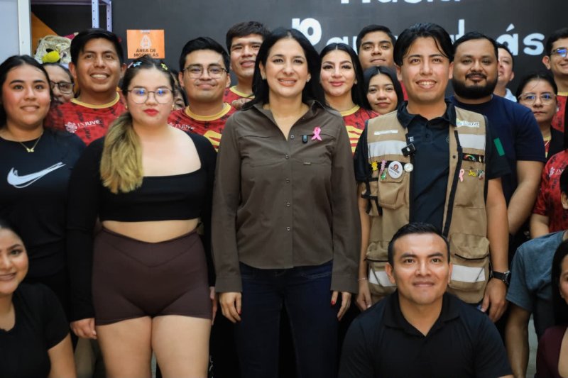 Estefanía Mercado abre gimnasio gratuito para los jóvenes