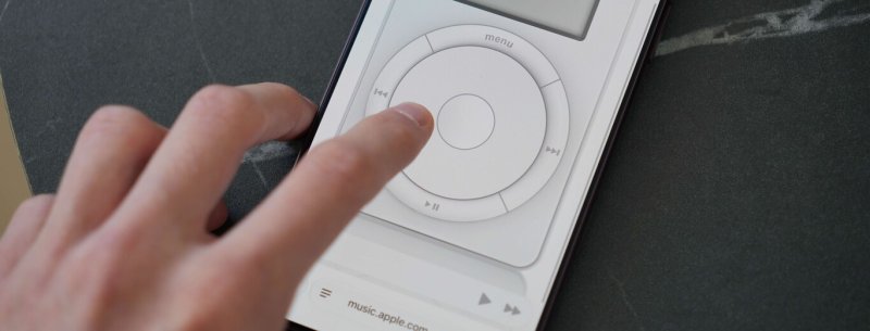 Hay un iPod virtual escondido en la web de Apple. Cumple 25 años y así puedes encontrarlo