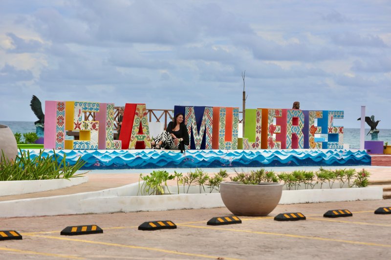 Isla Mujeres sigue atrayendo turistas pese a lluvias