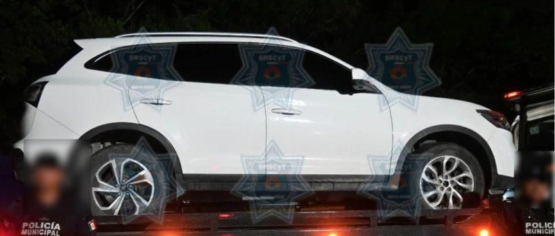 Policía Cancún recupera camioneta con reporte de robo