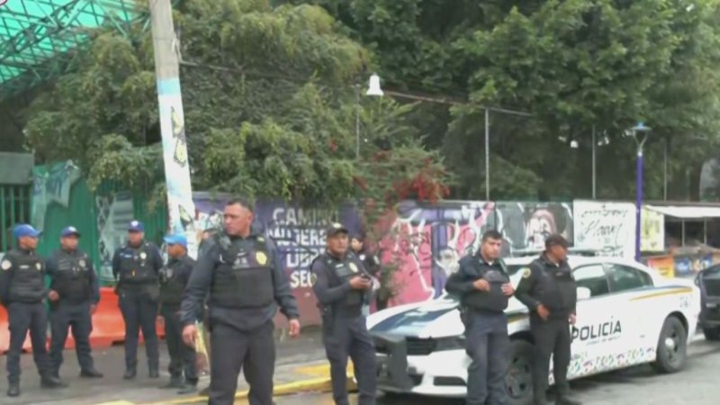 Porros agreden a maestro en Bachilleres 6 de Iztapalapa