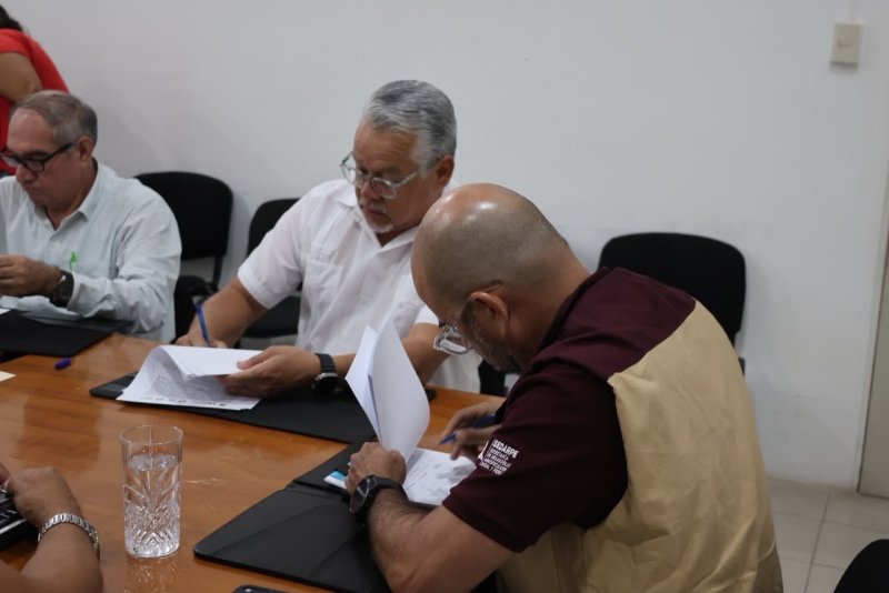 SEDARPE e IGECE firman convenio para impulsar la producción de coco en Quintana Roo