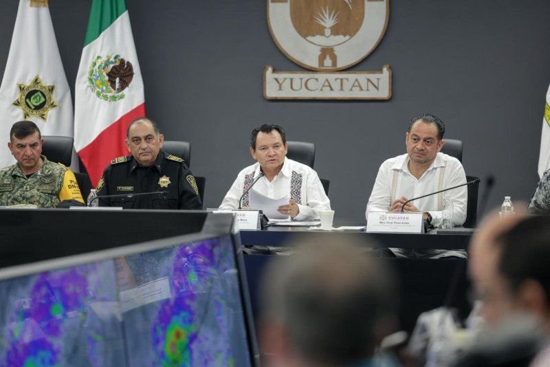 Yucatán instaló su Comité Estatal de Emergencias ante la depresión tropical 9